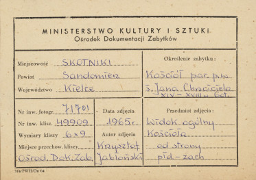 Kościół parafialny - widok ogólny od strony płd. - zach. - metryczka, skan 1