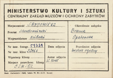Brama Opatowska - widok ogólny od strony płn. - metryczka, skan 1