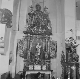 kościół ewangelicki, ob. rzymskokatolicki parafialny pw. św. Michała - wnętrze: ołtarz boczny, skan 1