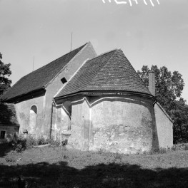 kościół pw. św. Andrzeja - elewacja prezbiterium, absyda, skan 1