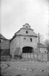 brama zamkowa - brama miejska, skan 1