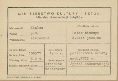 Pałac biskupów - wnętrze, d. sala jadalna, widok polichromii na ścianie zachodniej przed konserwacją - metryczka, skan 1