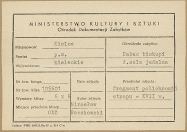 Pałac biskupów - wnętrze, d. sala jadalna, fragment polichromii stropu - metryczka, skan 1