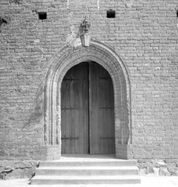 kościół parafialny pw. św. Jakuba - portal zachodni, skan 1
