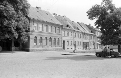 kamienica - elewacja frontowa , skan 1