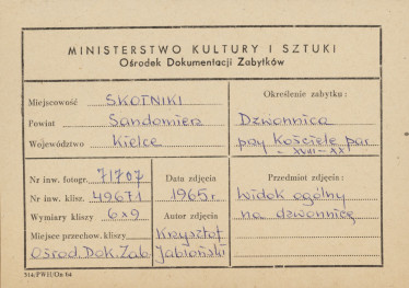 Kościół parafialny - dzwonnica,  widok ogólny od strony płd. - wsch. - metryczka, skan 1