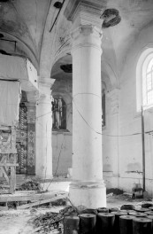 synagoga - wnętrze: fragment, skan 1