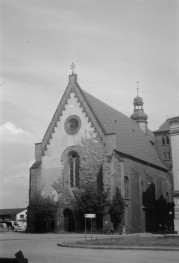 gotycki kościół klasztorny dominikanów pw. św. Jakuba - elewacja płd.-zach., skan 1
