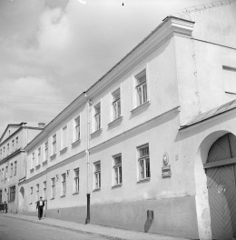 dom dawna ul. 1 Maja 3 - elewacja boczna, skan 1