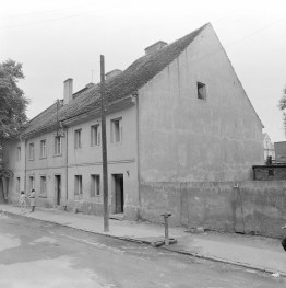 dom mieszkalny, ul. Narutowicza 14 - widok zewnętrzny, skan 1