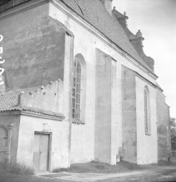 podominikański kościół pw. Najświętszej Marii Panny i św. Jacka - fragment elewacji południowej, skan 1