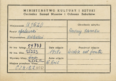 Ruiny zamku  Krzyżtopór  -  widok ogólny od strony płd. - wsch. - metryczka, skan 1