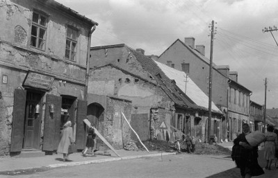 kamienice - ulica, remont, skan 1