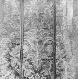Skarbiec katedralny - Ornat i dalmatyka. Włochy ok. 1715-1725. Fragment raportu, wzór., skan 1