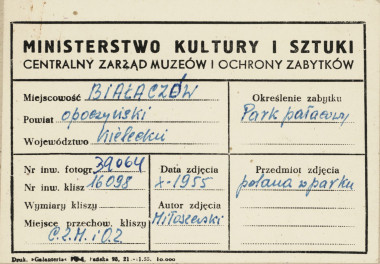Zespół pałacowo - parkowy,  fragment parku - polana  - metryczka, skan 1