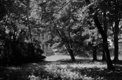 Park Decjusza na terenie Woli Justowskiej, fragment renesansowej Willi Decjusza, skan 1