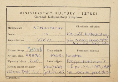  Katedra - wnętrze, fragment malowidła ściennego w prezbiterium - metryczka, skan 1