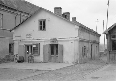 dom - zakład szewski - elewacja frontowa, skan 1