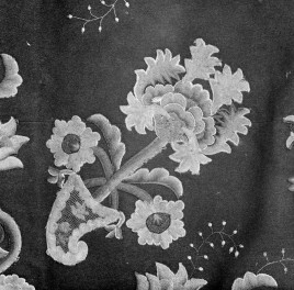 Muzeum Narodowe - Makata z herbami "Ciołek i Samson". 1720. haft wypukły, haft cieniowany, aplikacja. Detal., skan 1