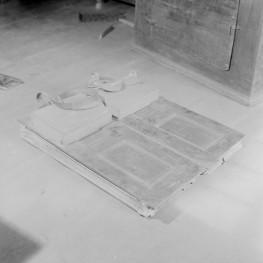 Klasztor ss. Klarysek - większy pozytyw szkatulny, detale, skan 1