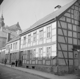 dom - elewacja szachulcowa frontowa, skan 1