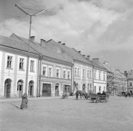 rynek - kamienice, elewacje frontowe, skan 1