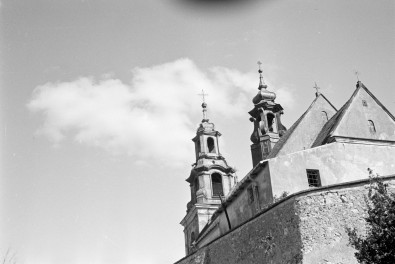 kościół pw. św. Karola Boromeusza - wieża i główna partia zabudowania, skan 1