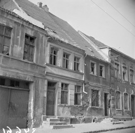 dom - elewacja frontowa, skan 1