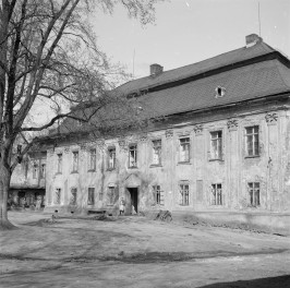 pałac Hansa Benedikta von Groelinga - elewacja zachodnia, skan 1