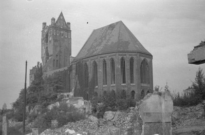 bazylika archikatedralna św. Jakuba - od strony prezbiterium, skan 1