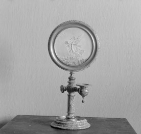 klasztor ss. Mniszek Benedyktynek - zbiory - lichtarz z XIX w., skan 1