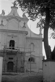 kościół pocysterski - strona zachodnia, skan 1