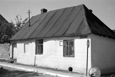 dom ul. Kołomurna 29 - elewacja frontowa, skan 1