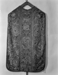 klasztor Benedyktynek - zbiory - ornat barokowy, skan 1