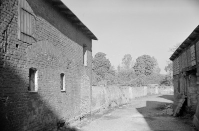 mury obronne, mury miejskie, skan 1