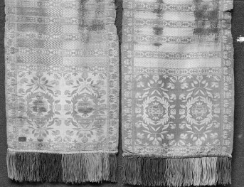 kościół pw. Wniebowzięcia Najświętszej Maryi Panny i św. Zygmunta - Muzeum Diecezjalne - zbiory - pas kontuszowy N 4 - fragment, skan 1