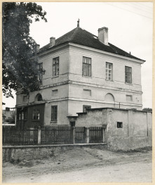 Ratusz - widok ogólny od płd. zach., skan 1