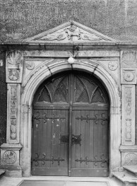 kościół pw. św. Jerzego - elewacja pólnocna - portal, skan 1