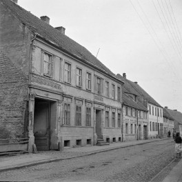 domy - elewacja frontowa, skan 1