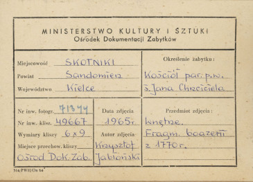 Kościół parafialny - wnętrze, fragment boazerii z obrazami - metryczka, skan 1