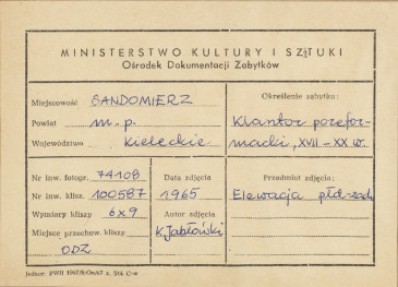 Zespół klasztorny poreformacki - widok ogólny od strony płd. - metryczka, skan 1