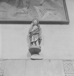 Kościół parafialny pw. św. Anny - figura Chrystusa nad drzwiami, skan 1