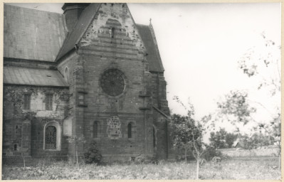 Zespół opactwa Cystersów -  kościół, widok od strony wsch. , skan 1
