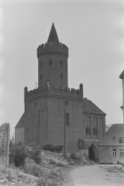 brama Wolińska - widok ogólny, skan 1