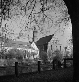 klasztor franciszkanów i kamienice oraz kanał Młynówka, skan 1
