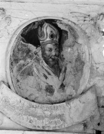 pałac - wnętrze: portret Nostitza w fasecie sali balowej, skan 1