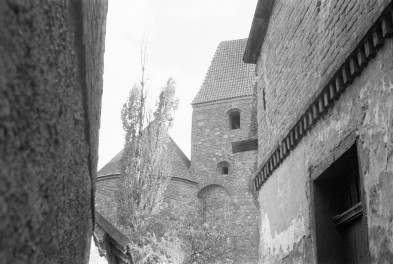 kościół św. Prokopa - wieża, absyda, skan 1