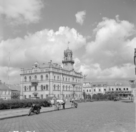 ratusz - widok ogólny, skan 1