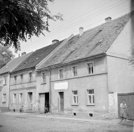 kamienica - elewacja frontowa, skan 1