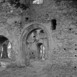 zamek - portal, skan 1